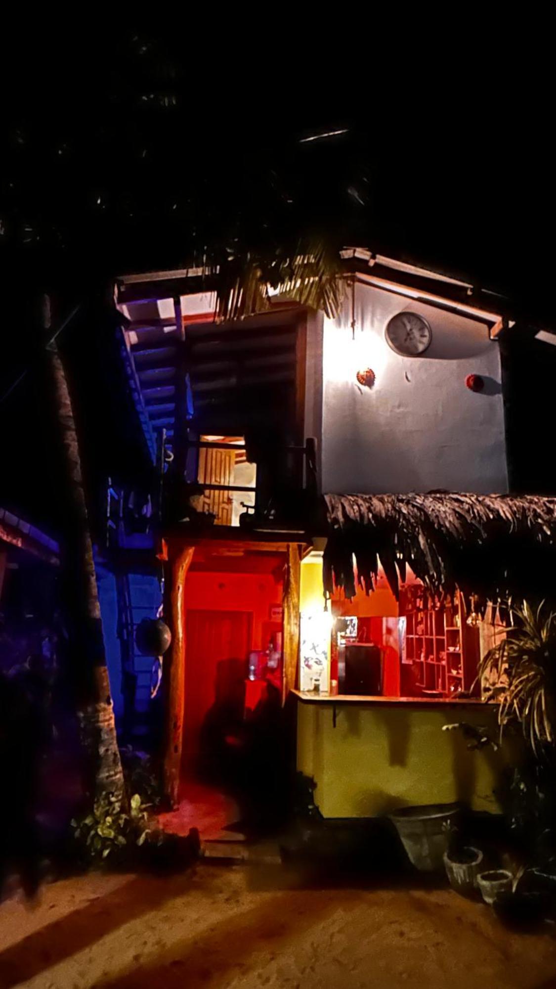 Hakuna Matata Arugambay Arugam Bay Luaran gambar